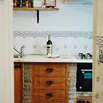 Semi-detached House In The Historic Center - Ferienhaus *