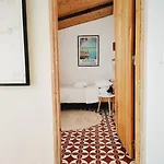Semi-detached House In The Historic Center - Lagos