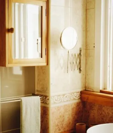 Semi-detached House In The Historic Center - Vakantiehuis Lagos