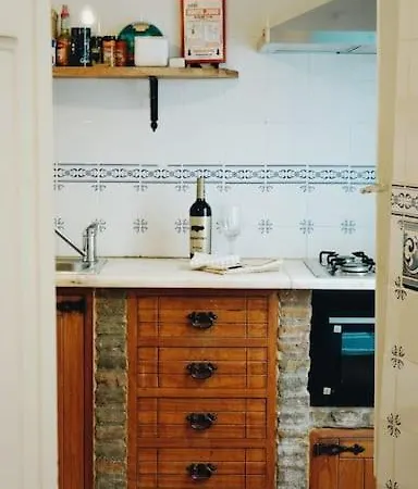 Semi-detached House In The Historic Center - Vakantiehuis *